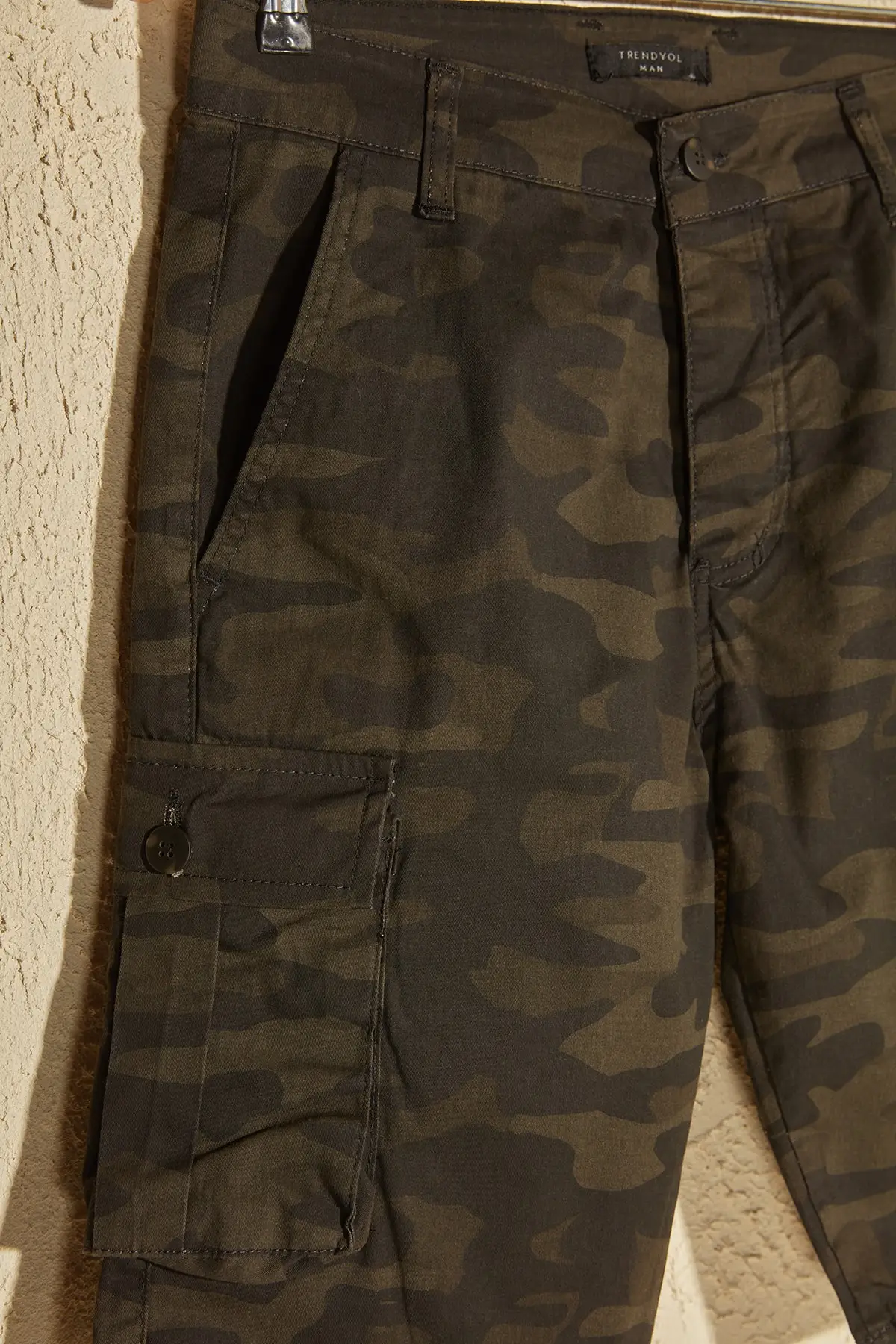 

Trendyol Men 'S Camouflage Cargo Shorts & Bermuda TMNSS20SR0205