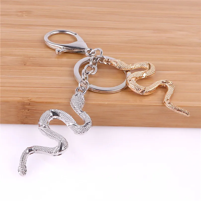 Модный брелок в виде змеи гадюки для мужчин женщин девочек сумок золотого цвета
