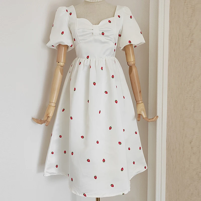 

2021 Summer Dress Fashion Design White Strawberry Print Bow Puff Sleeve High Quality Ladies Elegant Dress
