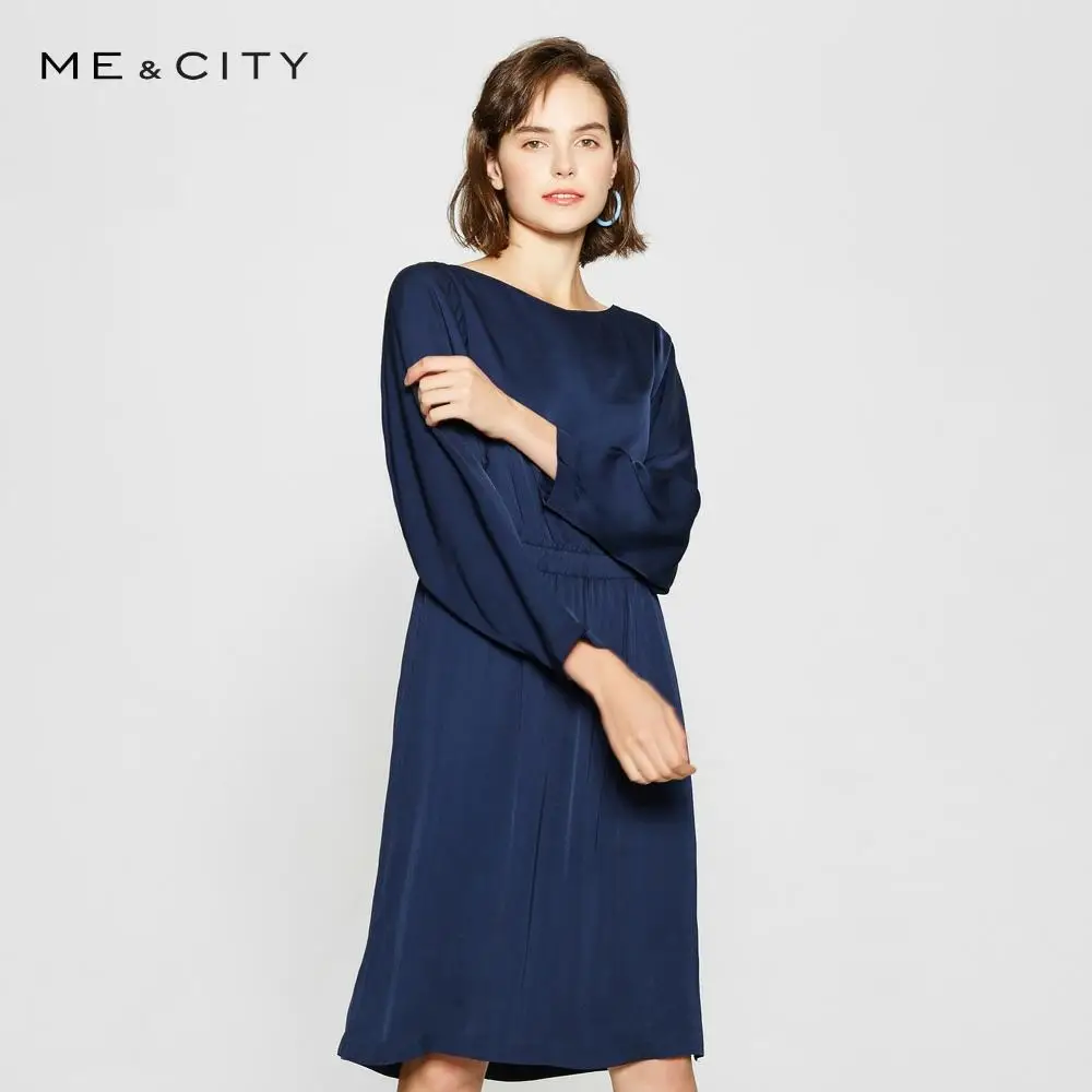 Женское шелковое платье Me & City элегантное офисное на тонких бретельках с