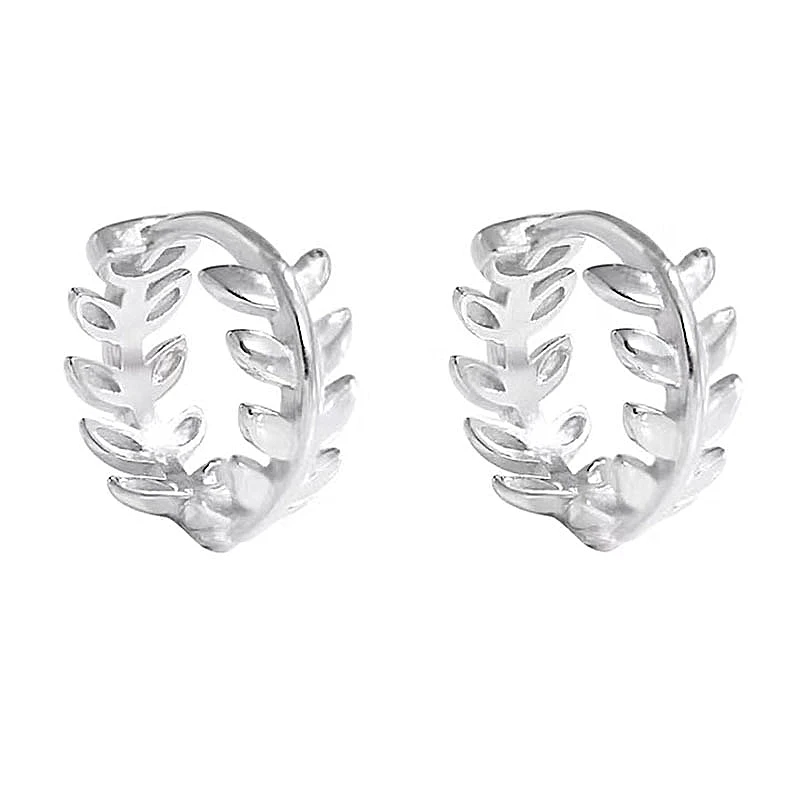 

Temperament leaf ear buckle earrings female Japanese and Korean temperament personality simple earrings cold wind small earrings