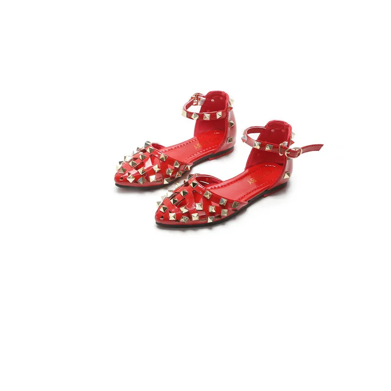 

New Girls Sandals Kids Leather Shoes Children Rivets Leisure Sneakers Girls Princess Shoes Princess Performance Shoes