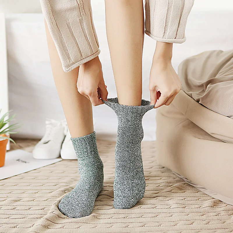 Акция, повседневные забавные носки с Мопсом Calcetines Mujer, осенне-зимние новые женские носки теплые хлопковые носки с манжетами в стиле ретро