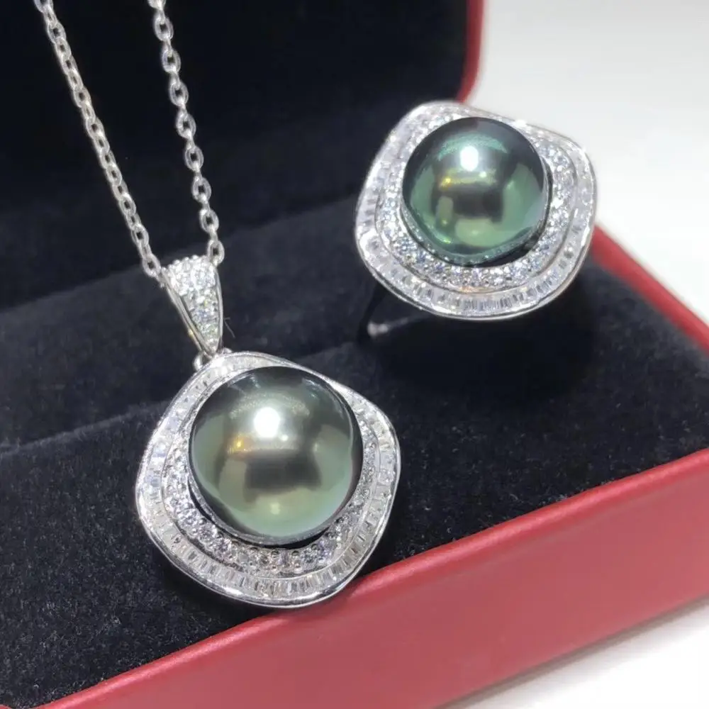 Набор женских ювелирных украшений с натуральным жемчугом черного цвета 9-11 мм |