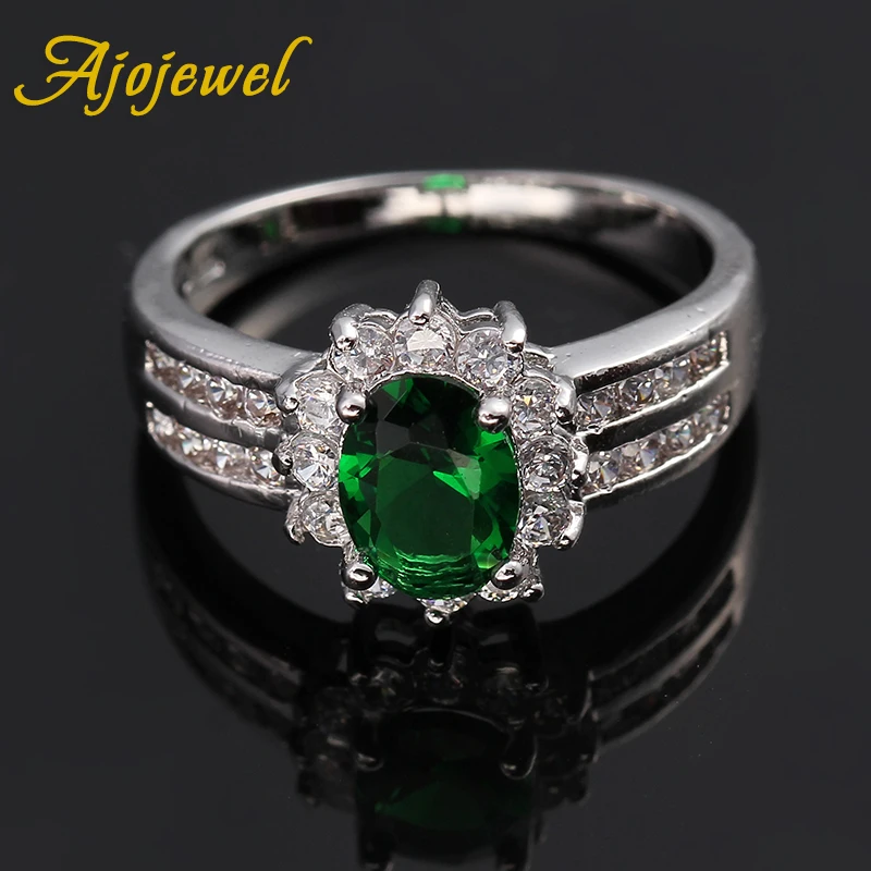 Женское коктейльное кольцо Ajojewel серебряное с цирконием размер 8 Bague