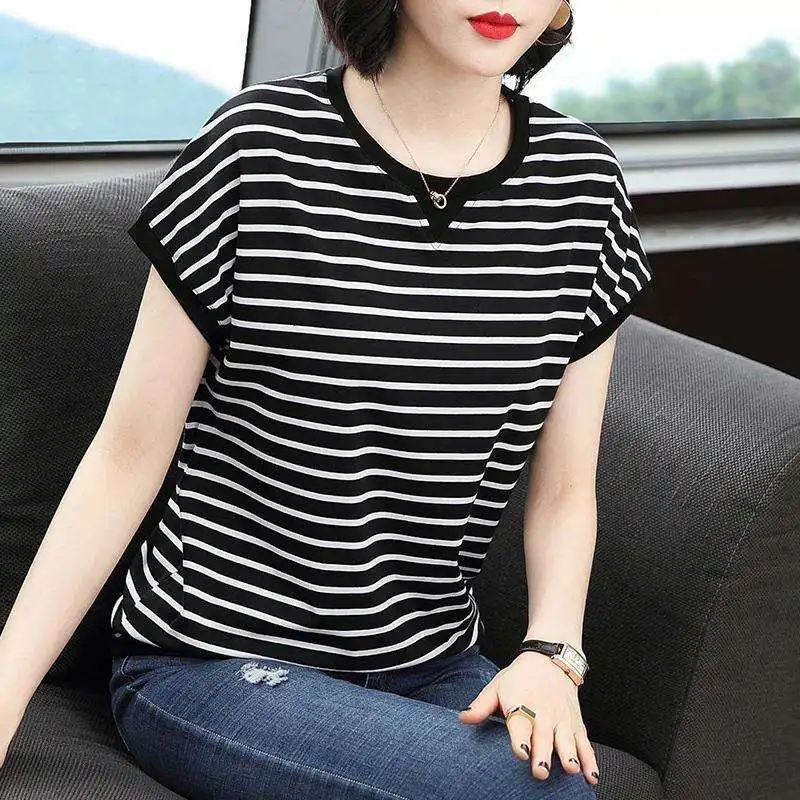 

Red Summer 2020 short sleeve t shirt Women Top Garment