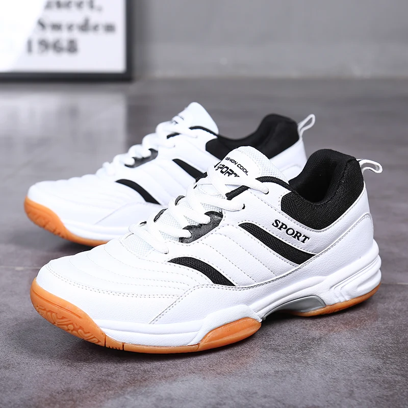 

New Professional Men Badminton Shoes White Outdoor Anti Slip Tennis Sneakers Light Weight Comfortable Badminton Sneakers
