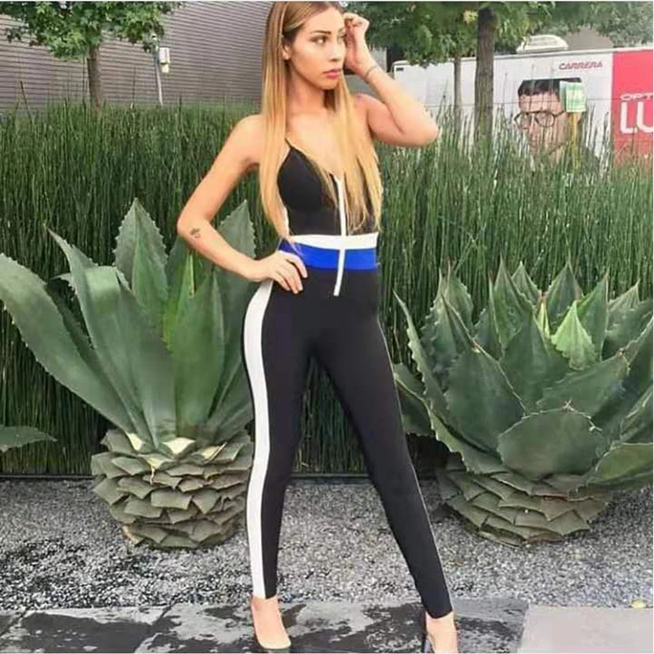 Женский комбинезон без рукавов черный облегающий на тонких бретелях с