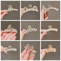 korean version of pearl crystal alloy hair catch shark clip temperament ladies fashion hair catch hair accessories