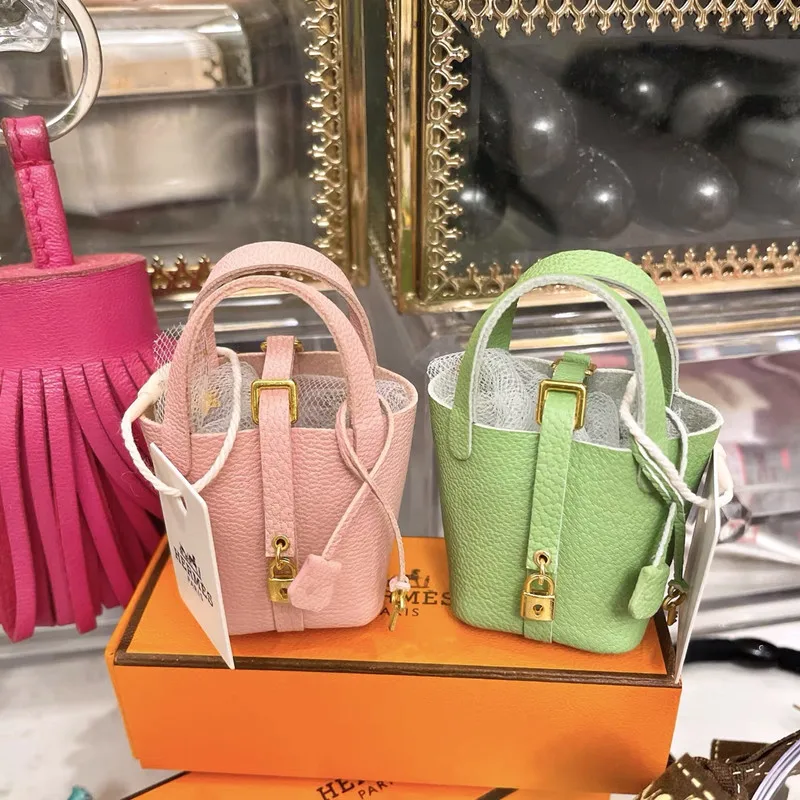 

Trendy Leather Bag Pendant Mini Picotin Lock Bag Charm Handmade Genuine Sheepskin Keychains Luxury Handbag Ornament Top Gift