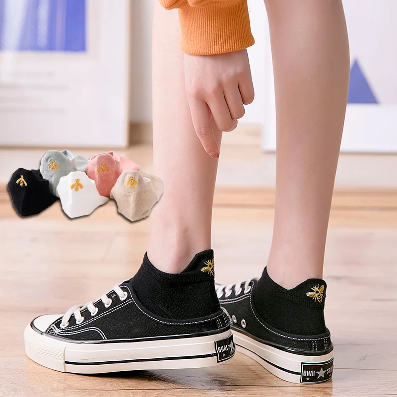 

Instime 4 Pair/Lot Shallow Boat Socks Gold Silk Embroidery Bee Ankle Women Socks Cotton Low Cut Thin Size 36-40