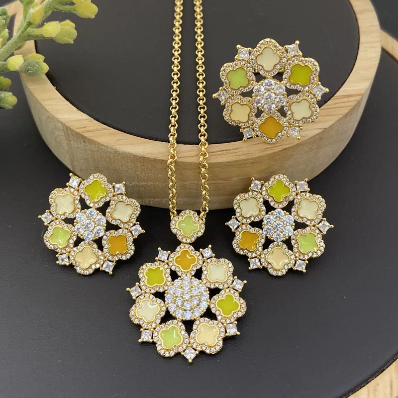 

Lanyika Fashion Jewelry Set Elegant Snowflake Drip Oil Micro Inlay Necklace with Earrings and Ring for Women Banquet Best Gifts