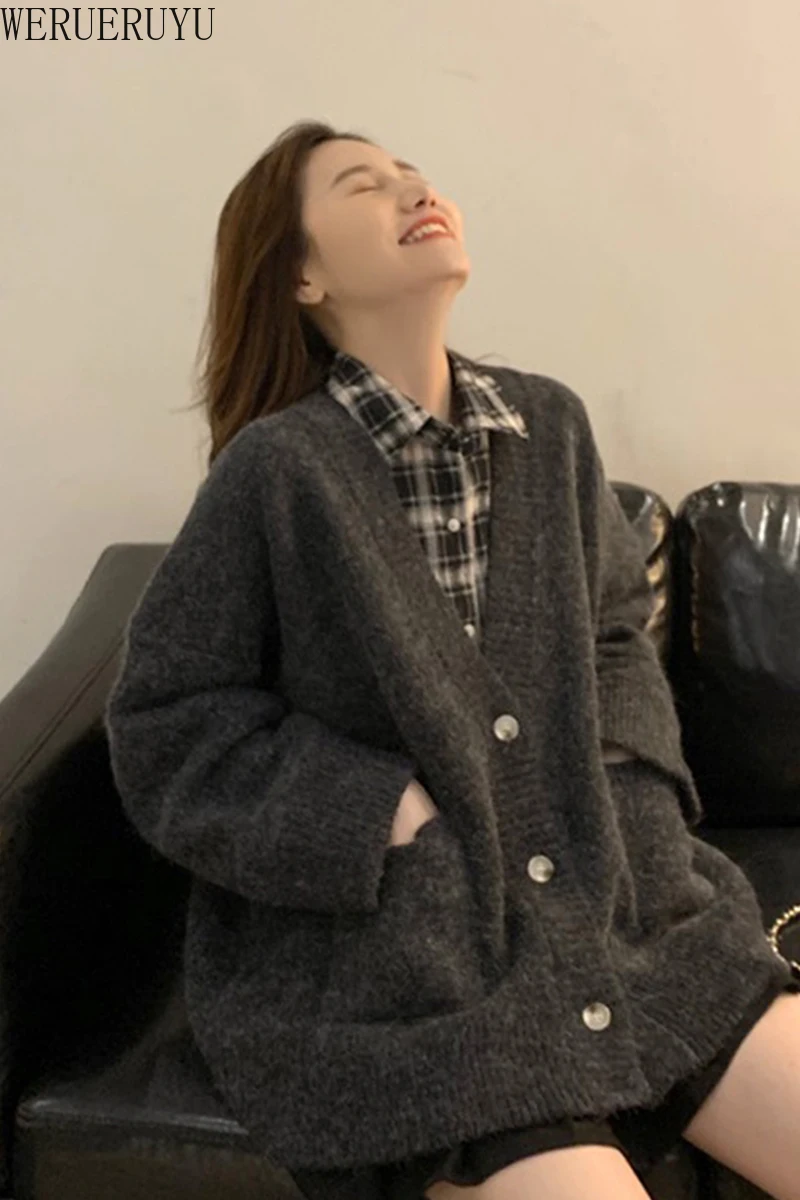 

WERUERUYU Autumn Winter Women Oversize Knitted Sweater Solid Casual Tops Cardigan Deep V-Neck Drop Long Sleeves Knitwear Outwear