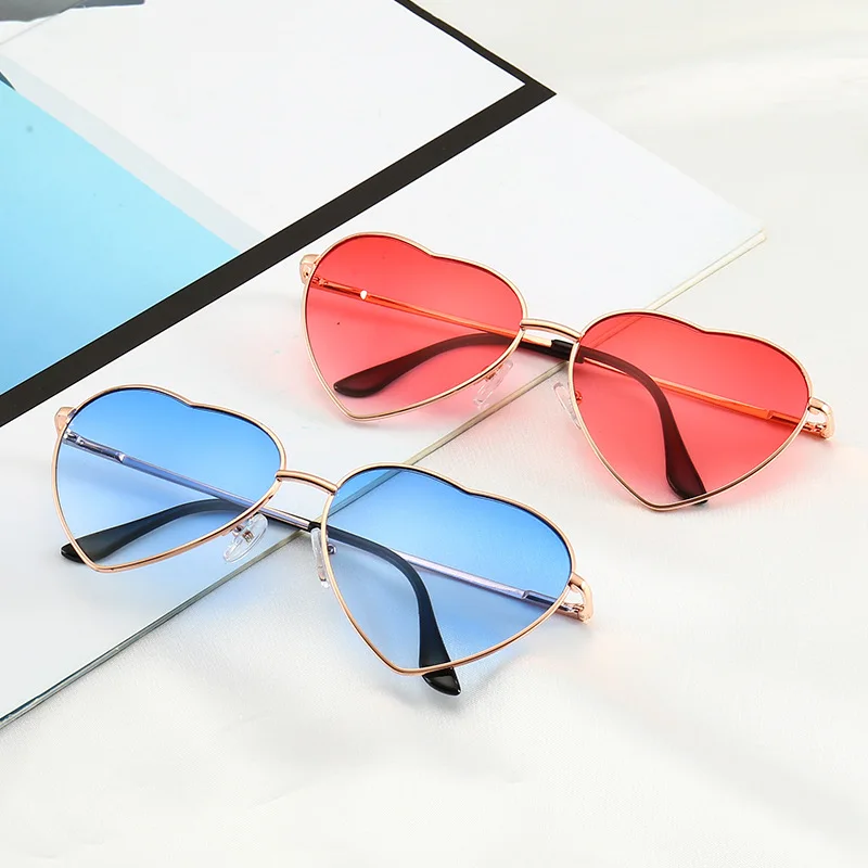 Женские солнцезащитные очки в форме сердца металлические модные брендовые