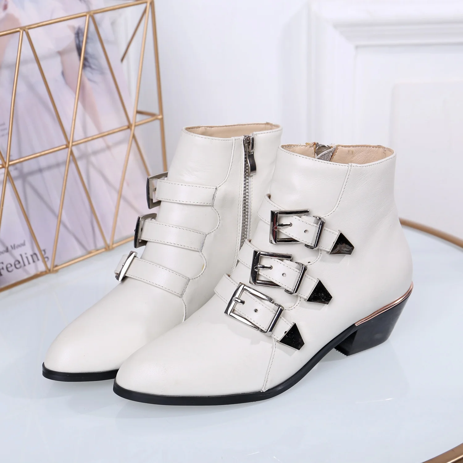 

Autumn High heels Women Pointed Toe Flower Boots Susanna Studded Genuine Leather Ankle Boots Women Botines Luxury Botas Mujer