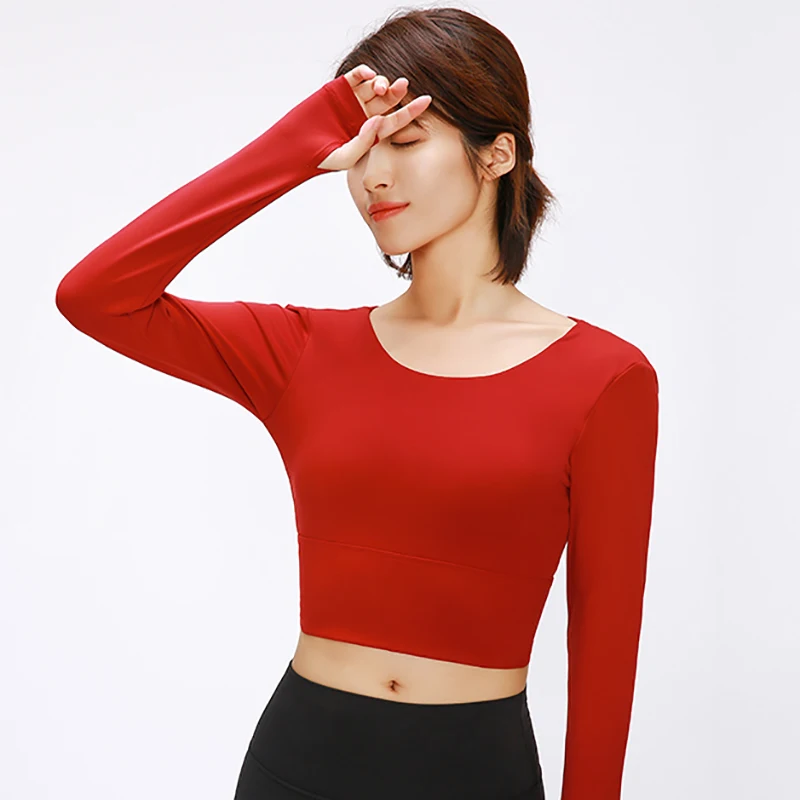 Женский укороченный топ с длинными рукавами и отверстиями для большого пальца |