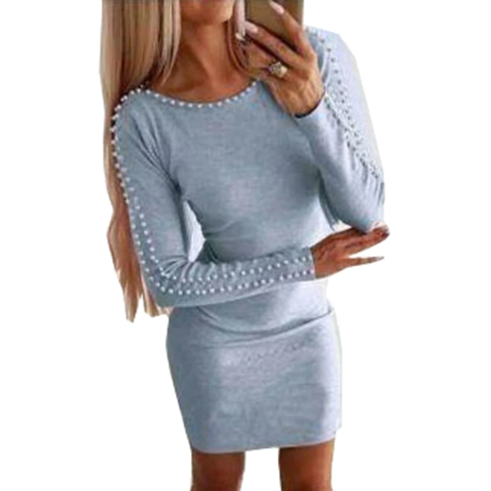 Женское облегающее платье-мини с длинным рукавом круглым вырезом и декоративным