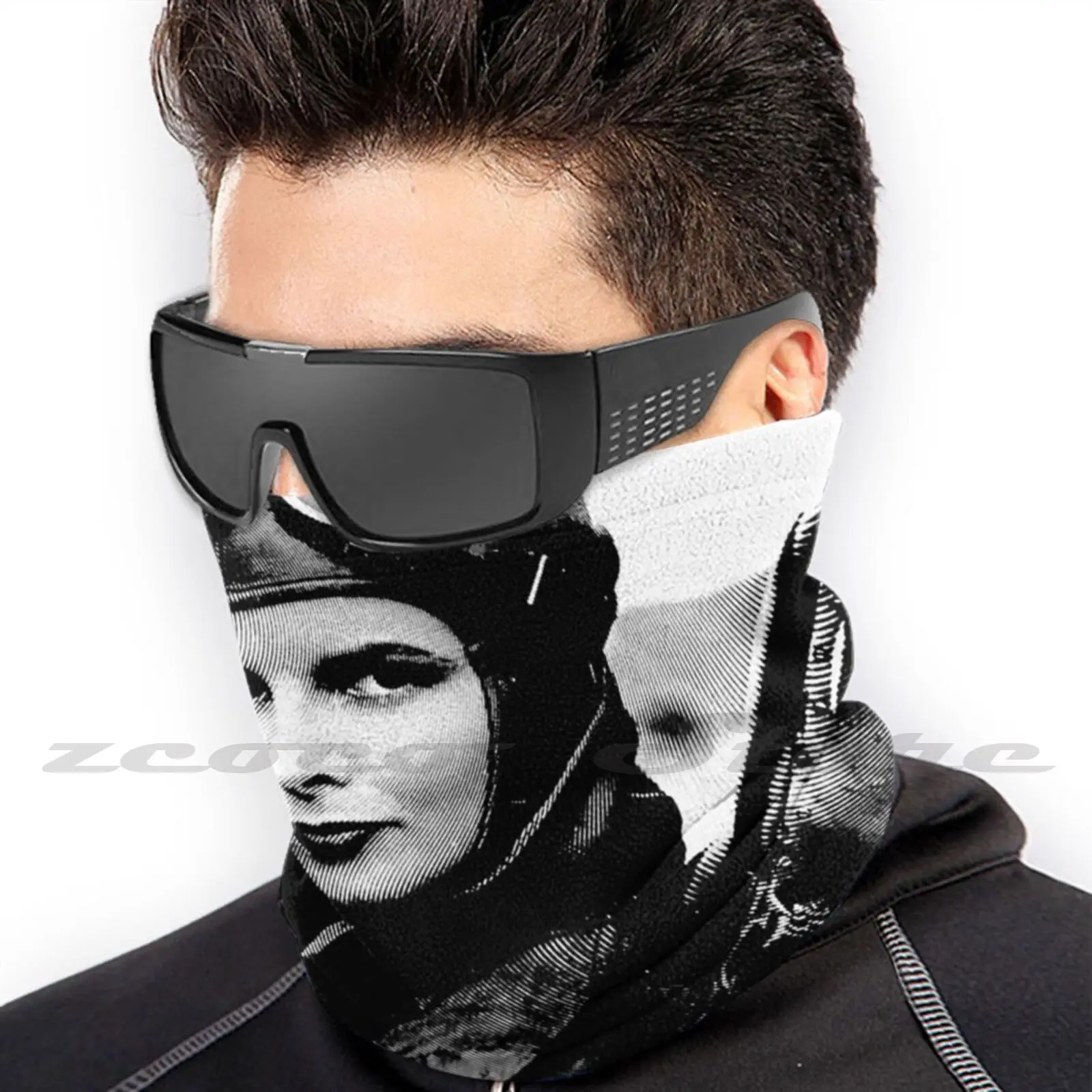 Трикотажная шапка Katharine Hepburn черно-белая для взрослых и детей