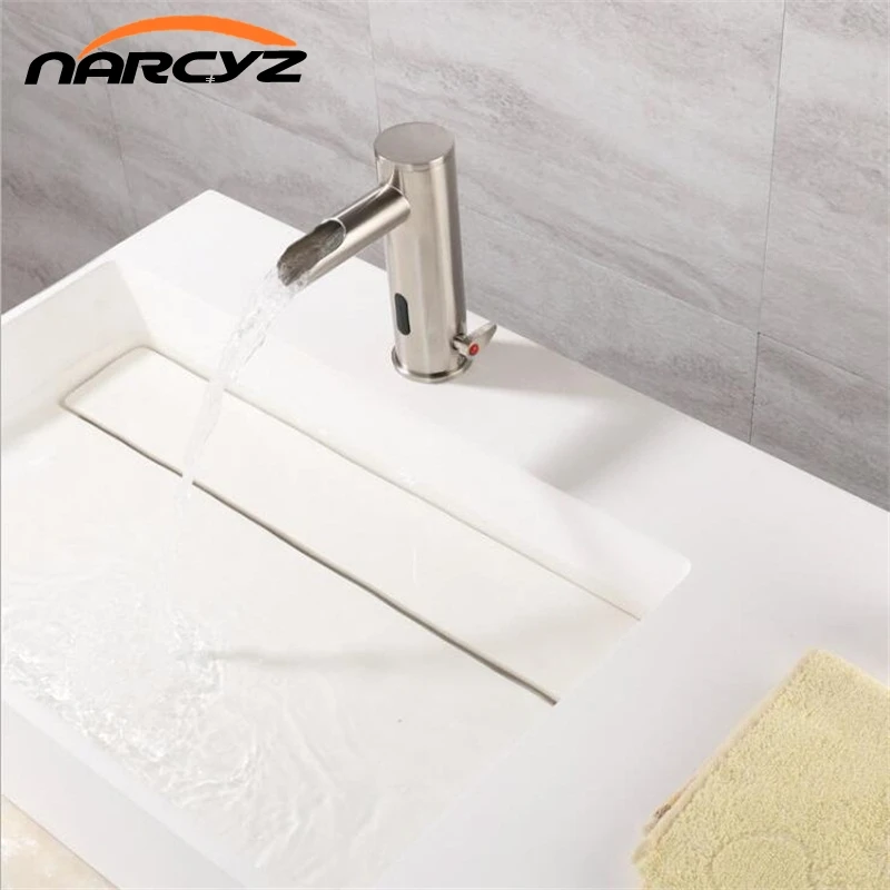 Автоматический смеситель для ванной комнаты с датчиком индуктивный