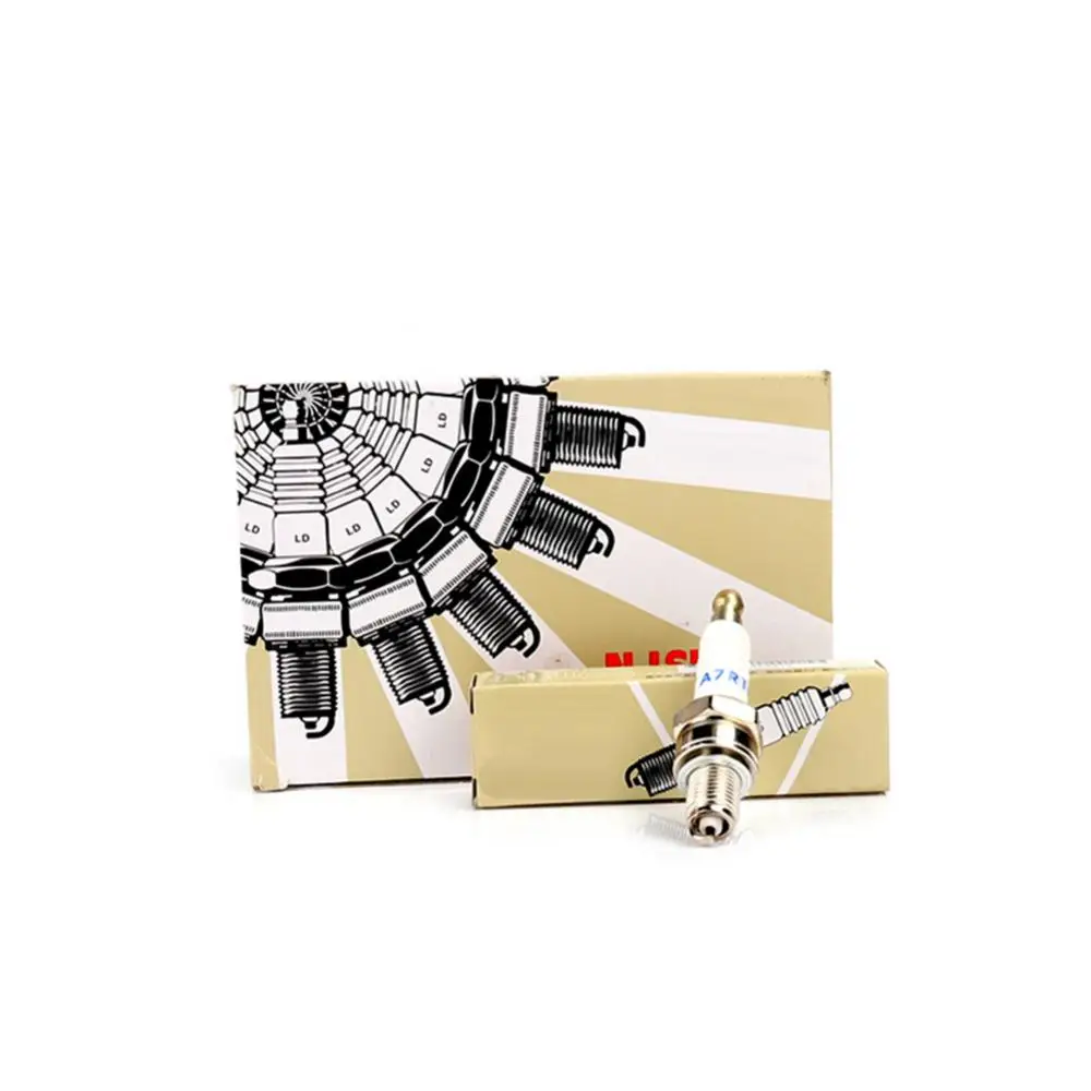 50% Прямая поставка A7RTC CMR7H L7T Chainsaw3 Свеча зажигания аксессуары для двигателя подходит для газонокосилки