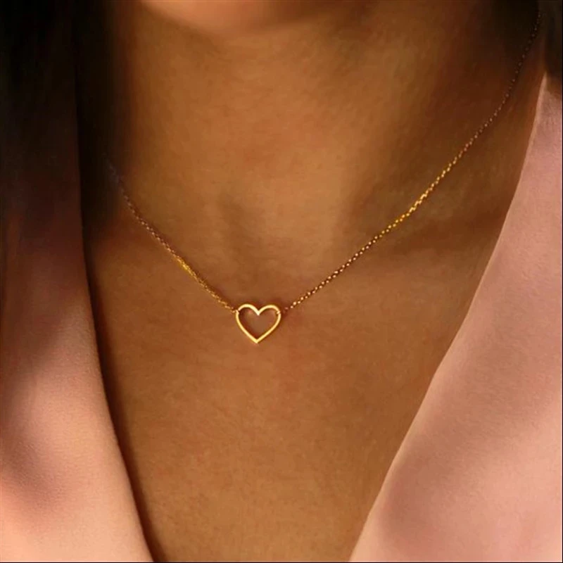 

Dainty-Heart-Necklace-Heart-Choker-Heart-Necklace-Heart-Jewelry-Small-Heart-Necklace-GOLD-Heart-Necklace-Gift.jpg_Q90.jpg_.webp