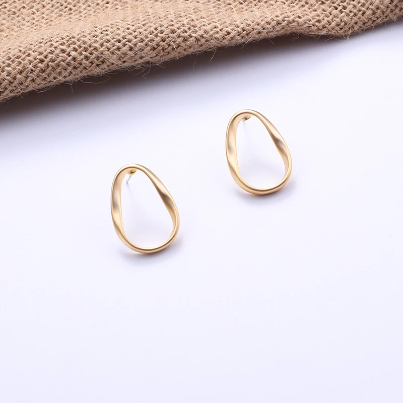 Fashion Korean Metal Gold Color Stud Earring Simple Geometric Camber Circle Knot Face Matte Irregular Ellipse Women Girl Jewelry images - 6