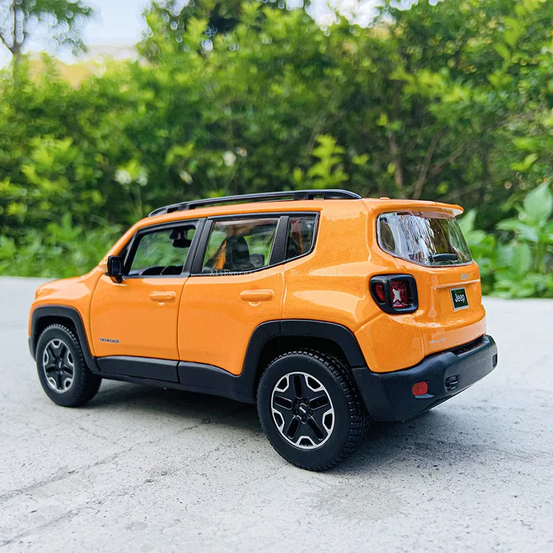 Maisto 1:24 Jeep Renegade Rubicon, simulaci&oacute;n de coche de aleaci&oacute;n naranja, modelo de artesan&iacute;a, colecci&oacute;n de decoraci&oacute;n, herramientas de juguete, regalo-1