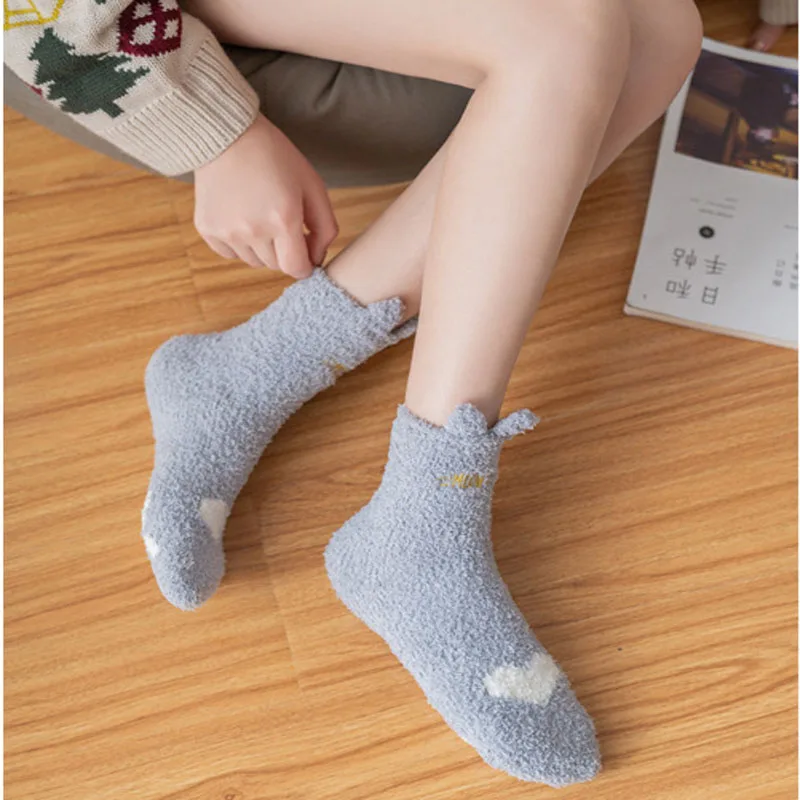 

Autumn And Winter Coral Velvet Embroidery Home Thick Socks Cute Cat Claw Middle Tube Sleep Socks Stereo Sweet Ears Floor Socks M