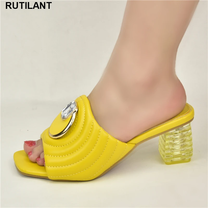 

Latest Italian Women Shoes Decorated with Rhinestone Wedding Shoes for Women Bride Plus Size Women Shoes 43 Luxery Shoes Women