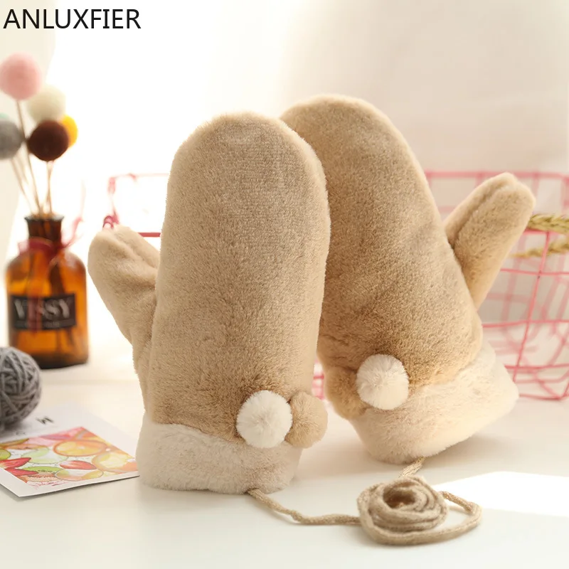 

H9982 Plush Warm Gloves Women Fur Ball Winter Thermal Mittens Ladies Korean Students High Quality Fashion Cute Simple Hand Muff