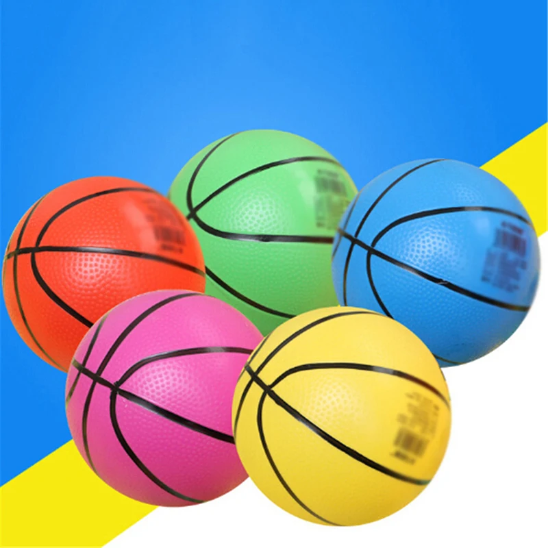 

1PCS 20cm PVC Inflatable Football Soccer Ball Toys for Kids Toy Outdoor Swimming Summer Party Beach Bouncing Ball Newest