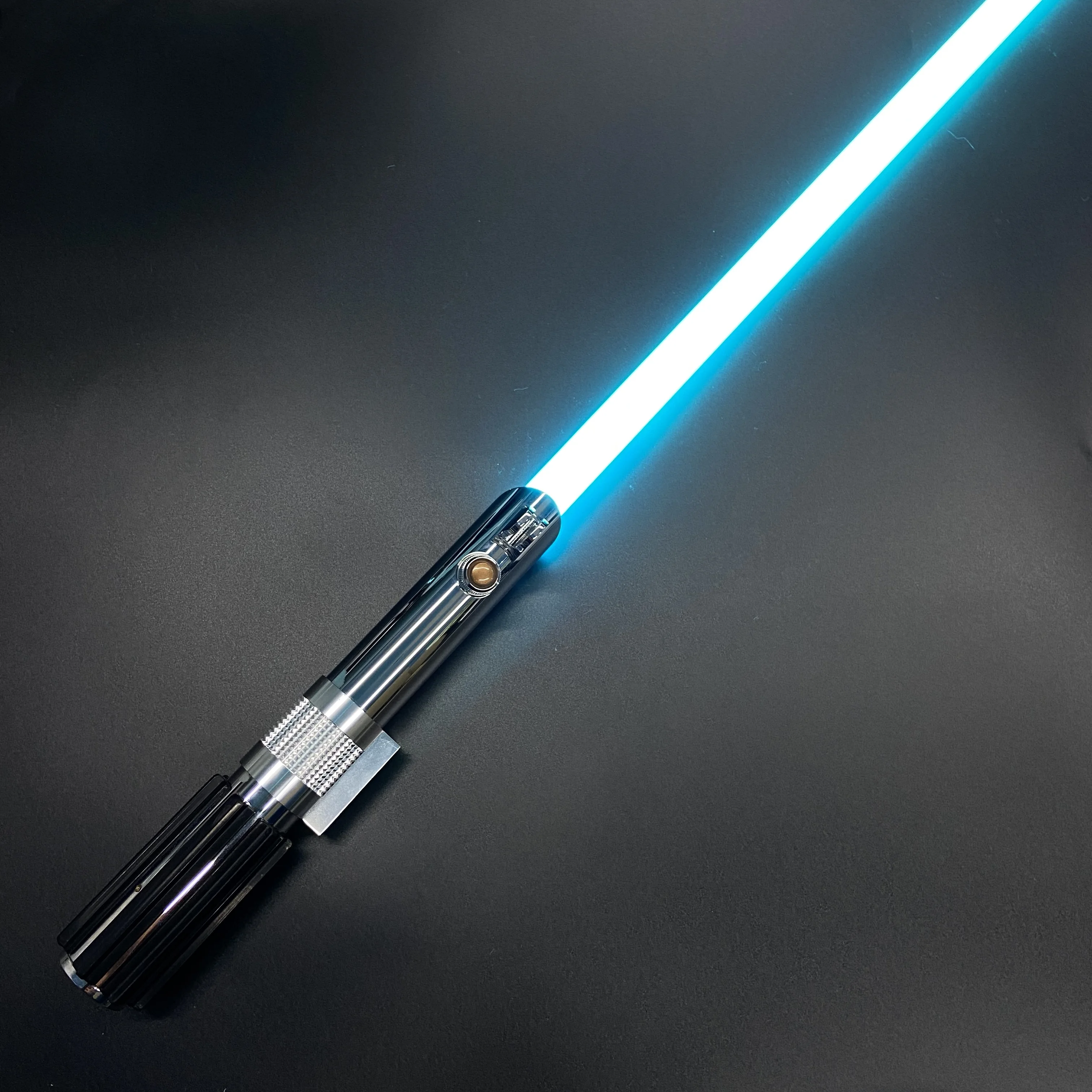 

TXQSABER Anakin EP3 Saber Proffie Soundboard Smooth Swing 16 Color Change LED Strip Neo Pixel Blade SD Card