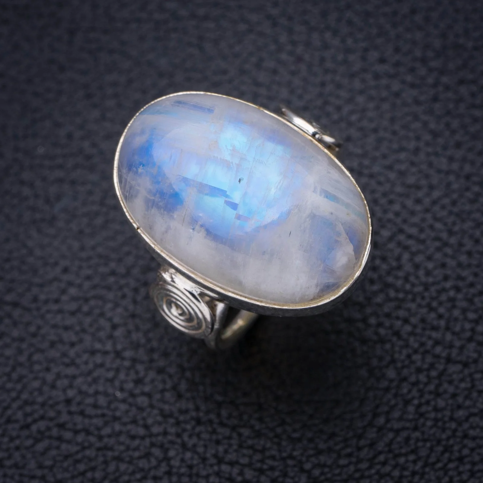 

StarGems Natural Moonstone Handmade 925 Sterling Silver Ring 7 E7218