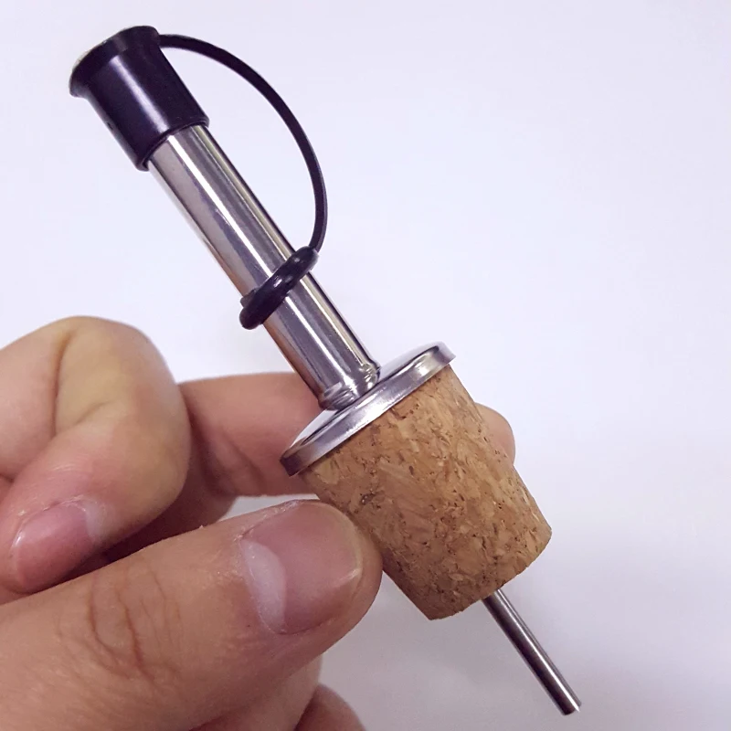 

2pcs HOT Wooden Bottle Stopper Stainless Steel Wine Oil Pourer Dispenser Wine Bottle Pour Spout Stopper with Lid Barware