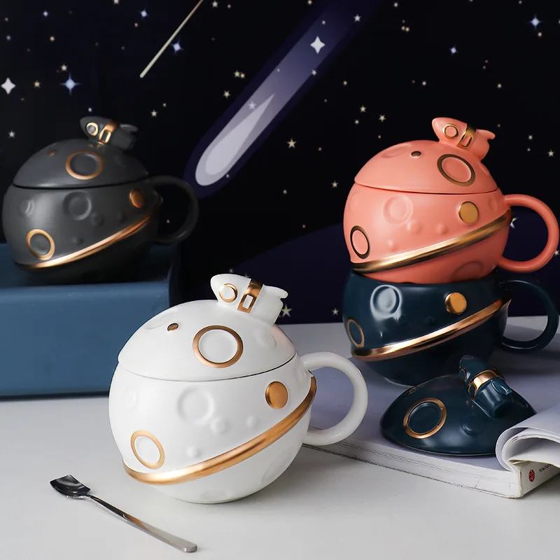 

Кружка для мальчиков, керамическая чашка с крышкой и ложкой, креативная индивидуальность, звезда, кофе, девушка, милая, большая емкость, пара