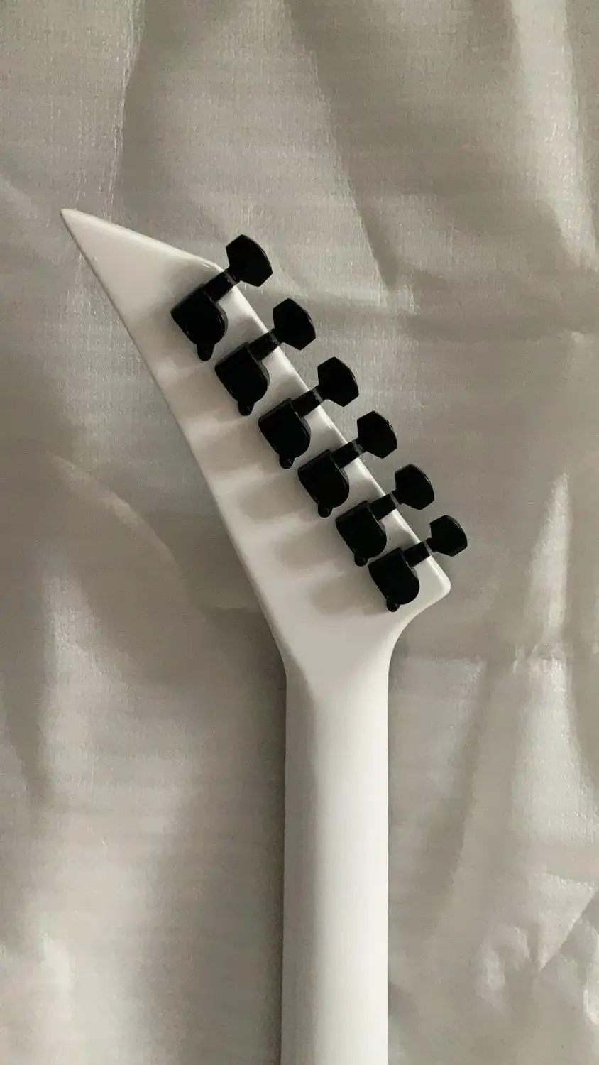 Оптовая продажа электрическая гитара модели Джексон цельнокроеная горловина