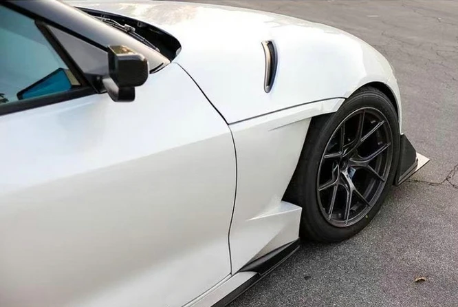 Переднее крыло с отверстиями для TOYOTA Supra A90/A91 из стекловолокна в стиле EVA