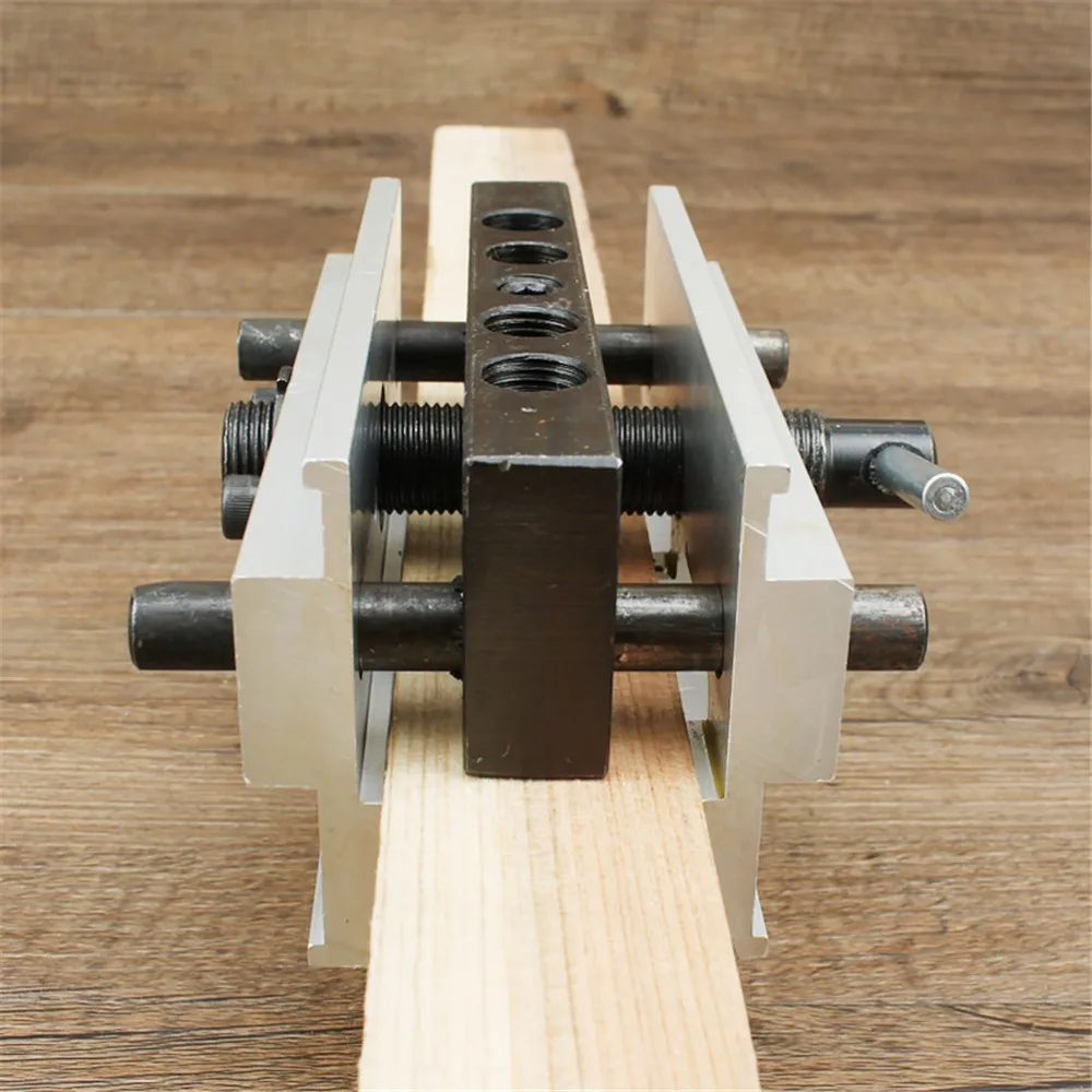 Woodworking Self-Centering Doweling Jig Kit Drill Guide Set With 1/4'' 3/8'' 5/16'' Bushings Hole Puncher Tools TP-125 |