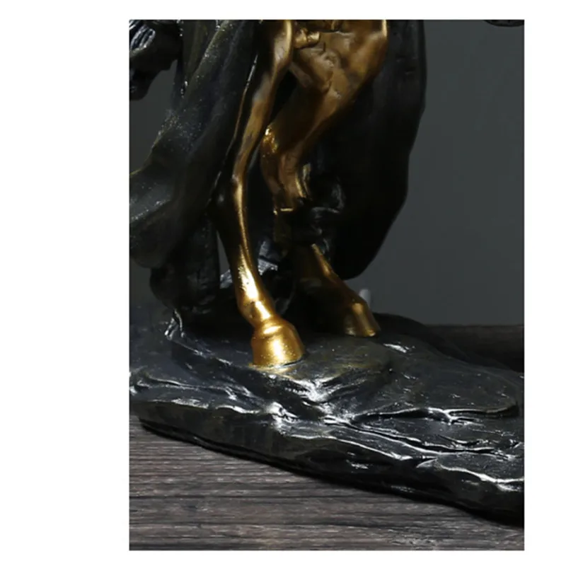 Nordic Retro Riding Warrior Art Sculpture Abstract Horse Figurine Resin Art&Craft Home Decoration Opening Gift R2618