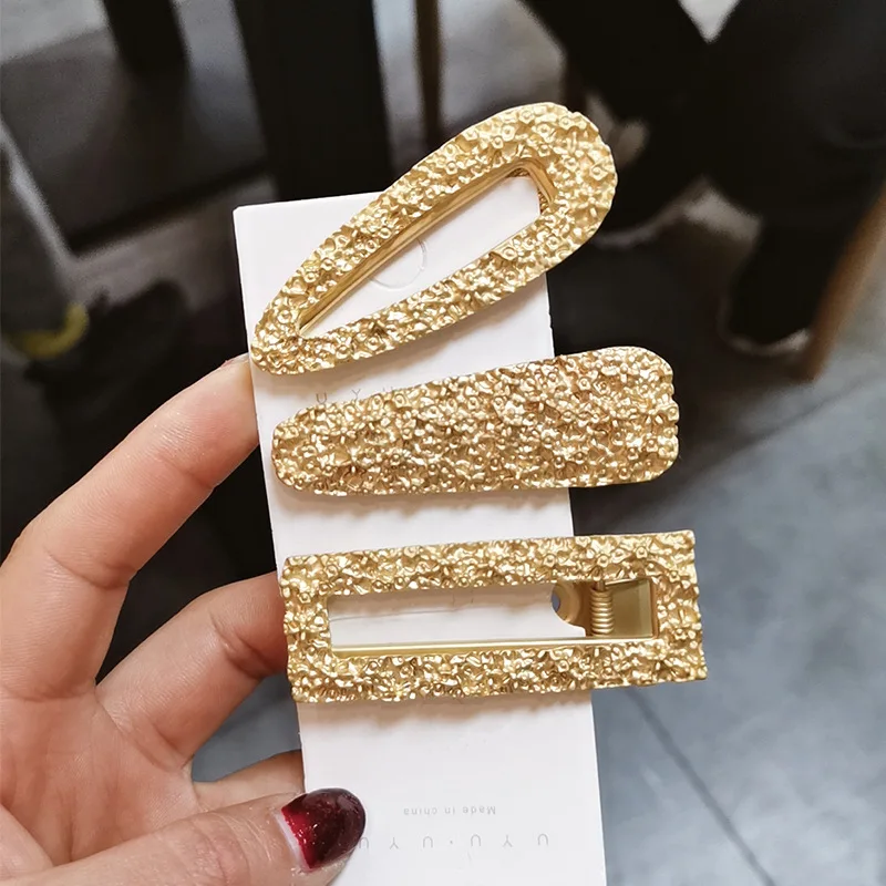 

Заколки для волос с металлической цепочкой в стиле ретро