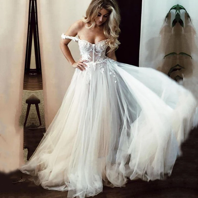 

Eightale Bohemian Wedding Dress Beach Spaghetti Strap V-Neck Appliques Lace Backless Wedding Gowns Floor Length Bridal Dress