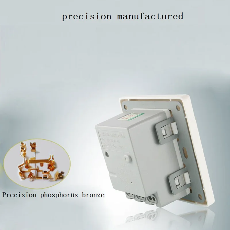 Настенная электрическая розетка с защитой от протечек универсальная стандарта