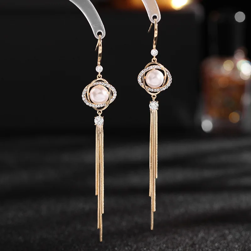 

Korea Fashion Natural Pearl Tassel Earrings for Women Temperament Long Dangle Jewelry Simple Designer Wedding Earings