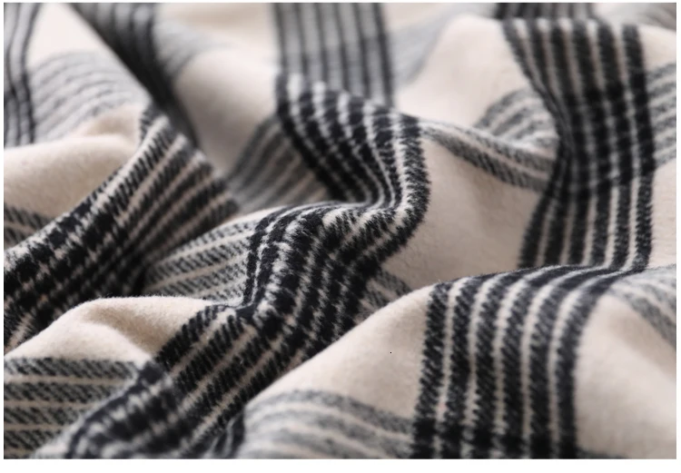 Max LuLu Winter Luxury Korean Ladies Plaid Streetwear Women Vintage Long Hooded Dresses Casual Turtleneck Clothes Plus Size