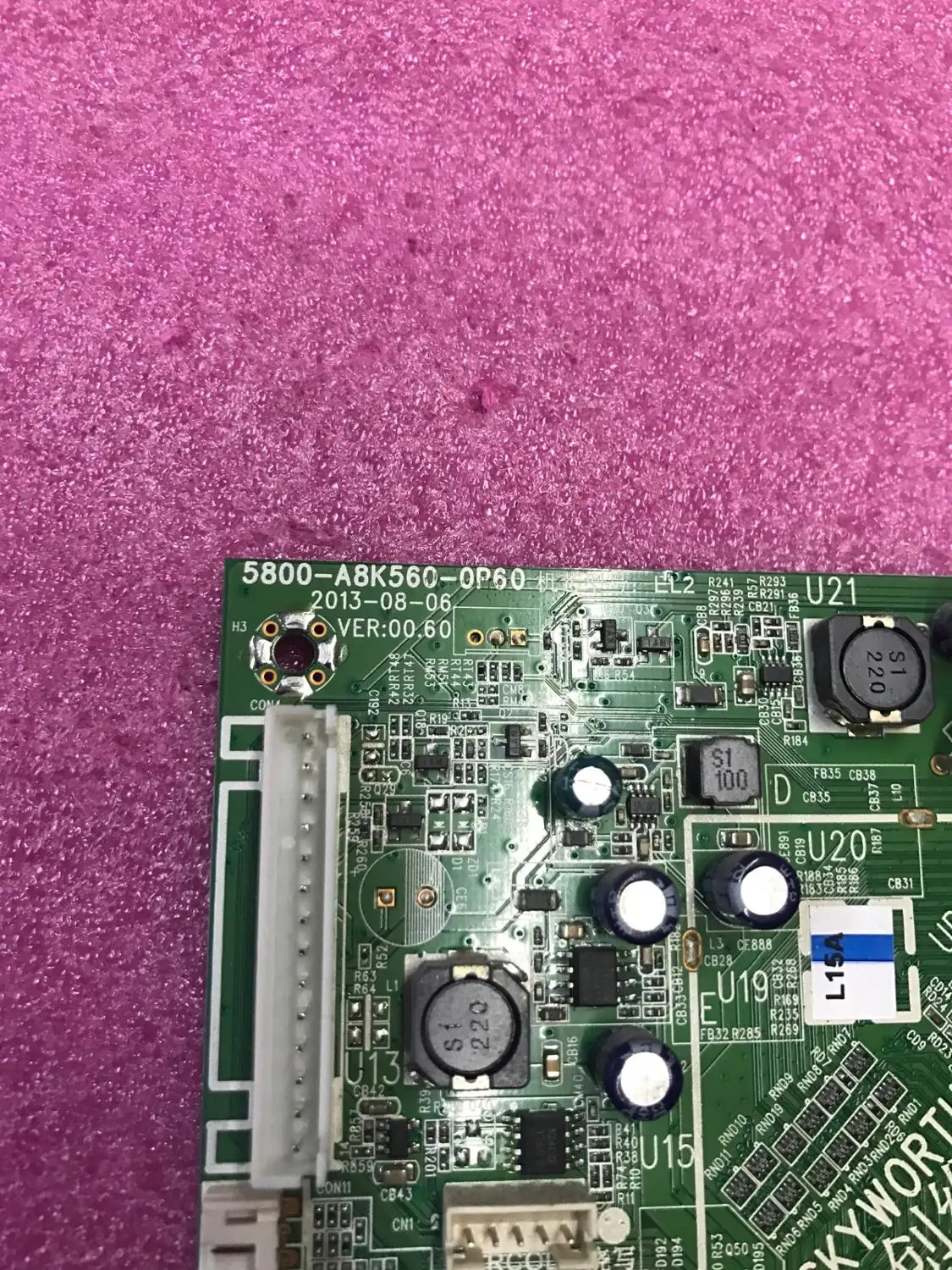 

Original 32E680F motherboard 5800-A8K560-0P50 screen LC320EXJ original authentic