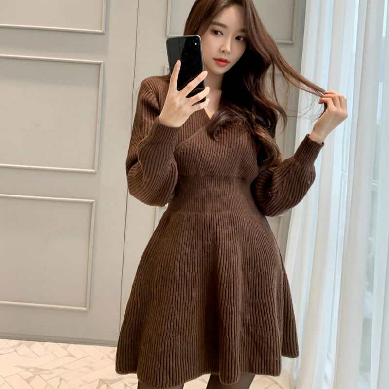 Mozuleva-Элегантное осеннее трикотажное платье с V-образным вырезом и узкой талией