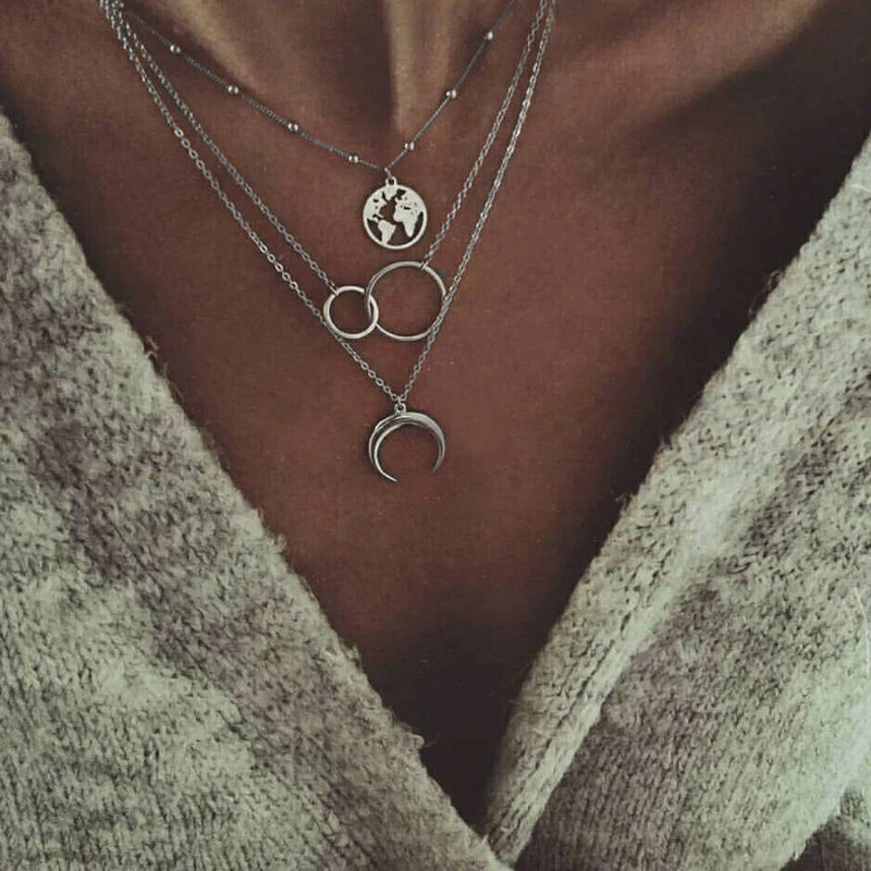 

New Fashion Retro Moon World Map Circle Pendant Multilayer Gold Colodr Necklace Necklace Women Coin Pendant Necklace