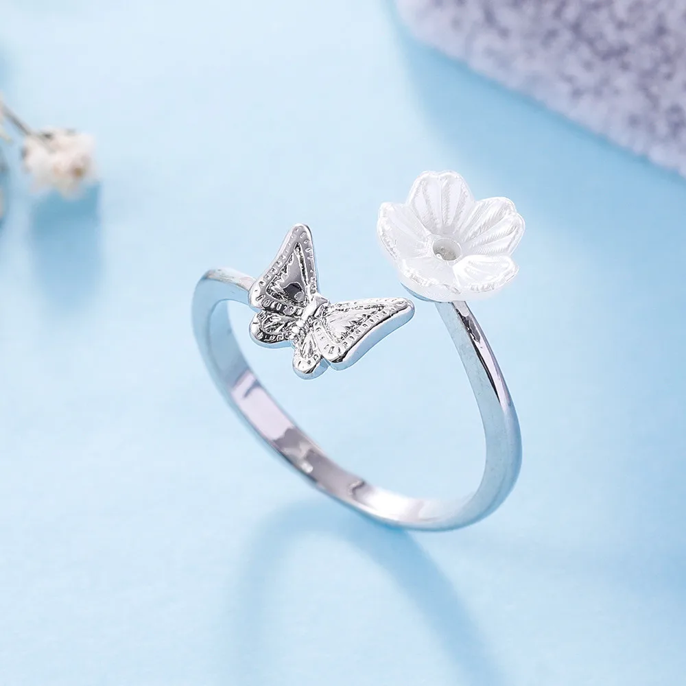 

French Retro Butterfly Flowers Open Ring 2021 Trendy Jewelry Birthday Gift for Girls Romantic Cocktail Party Ring For Women Free