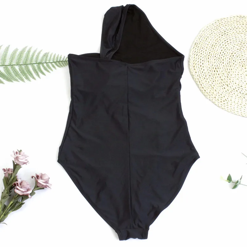 Женский сплошной купальник на одно плечо размера плюс черный костюм для плавания