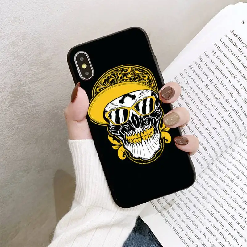 

YNDFCNB Swag Gangster Monkey Skull Bandana Phone Case For iPhone 8 7 6 6S Plus 5 5S SE 2020 12pro max XR X XS MAX 11 case